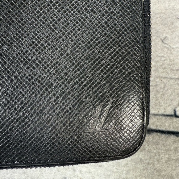 Louis Vuitton Long Wallet Zippy Vertical Ardoise Black Taiga - Picture 16 of 16